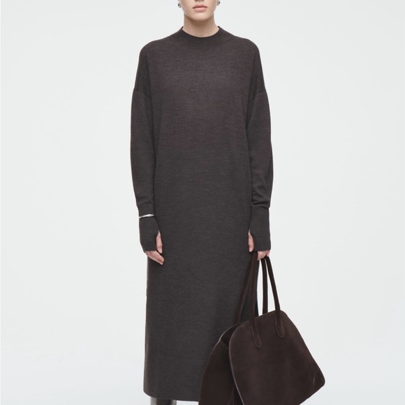 COS MERINO WOOL MIDI DRESS. - Picture 6 of 7